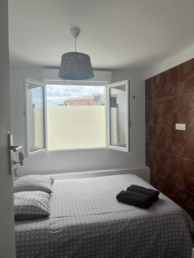 Appartement 4 Personnes, Aeroport Marseille Marignane Extérieur photo