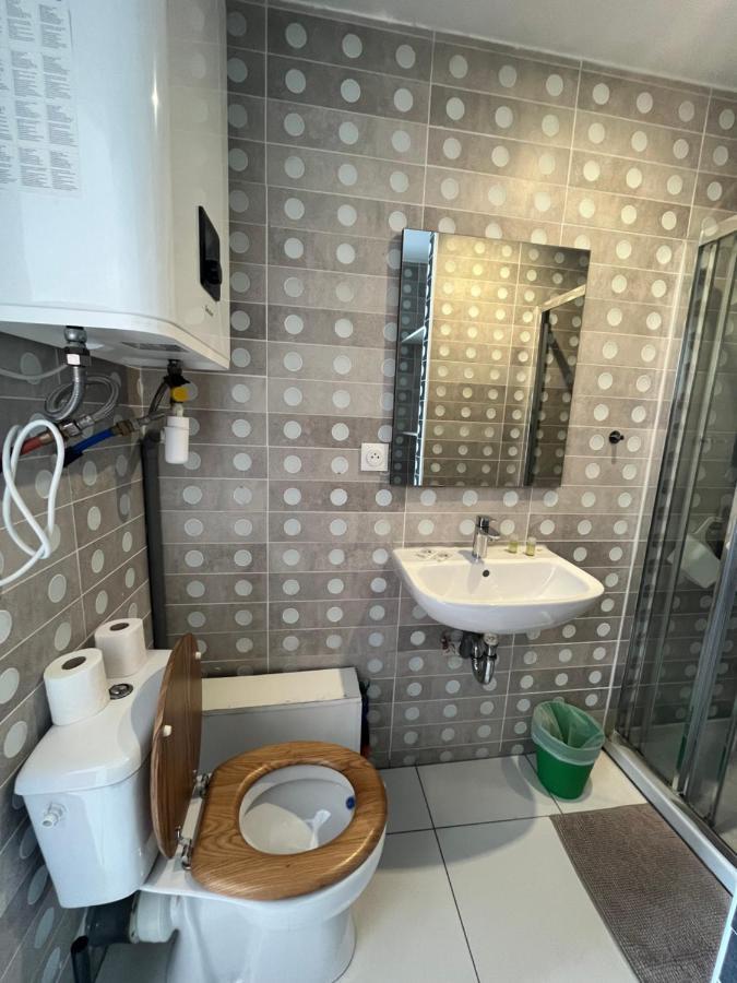 Appartement 4 Personnes, Aeroport Marseille Marignane Extérieur photo